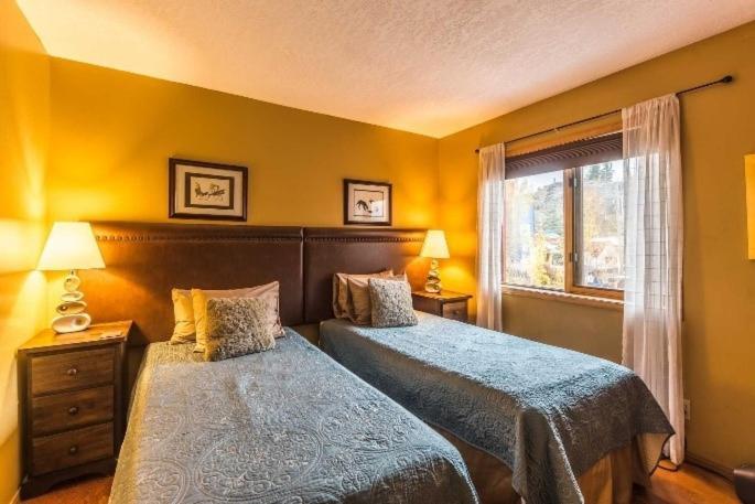 Aurora Bayside Inn Yellowknife Zewnętrze zdjęcie