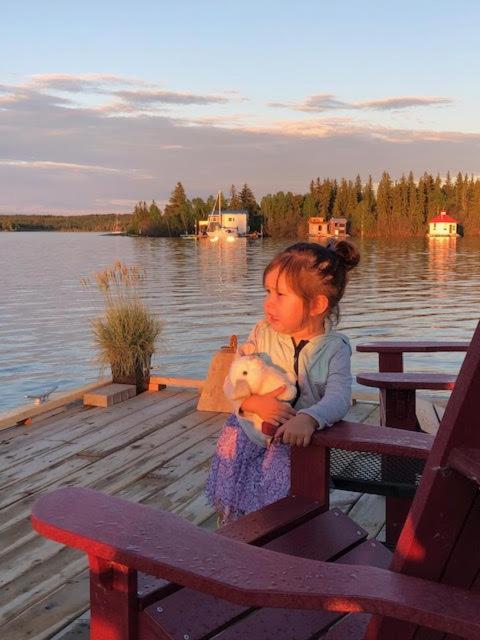 Aurora Bayside Inn Yellowknife Zewnętrze zdjęcie