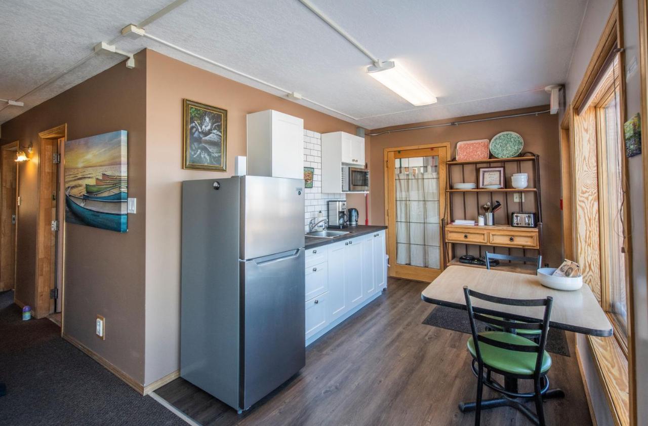Aurora Bayside Inn Yellowknife Zewnętrze zdjęcie