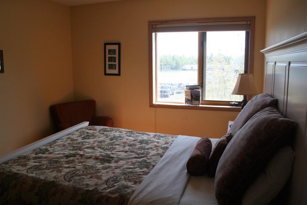 Aurora Bayside Inn Yellowknife Pokój zdjęcie