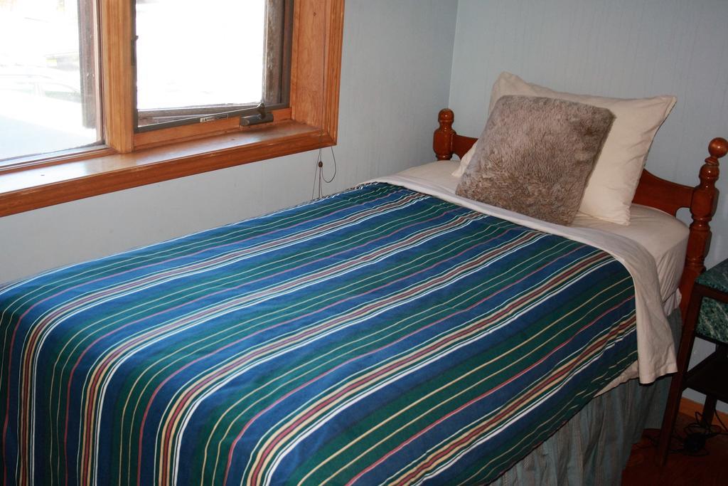 Aurora Bayside Inn Yellowknife Pokój zdjęcie
